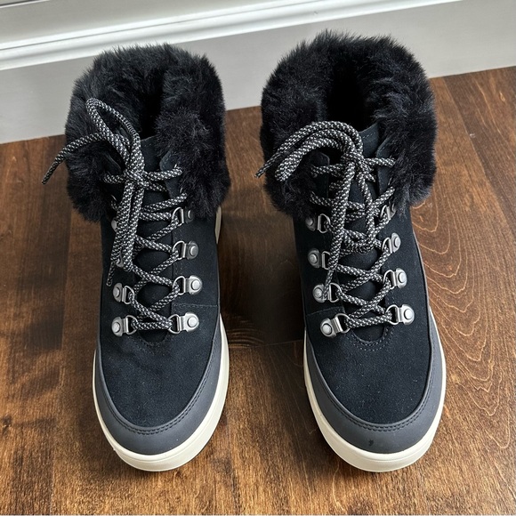 Koolaburra Tynlee Lace-Up Boot women’s size 7 - Picture 7 of 11